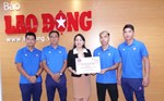 pertandingan sepak bola sebentar malam itu adalah respon defensif yang solid dan distribusi bola yang stabil dan performa yang baik